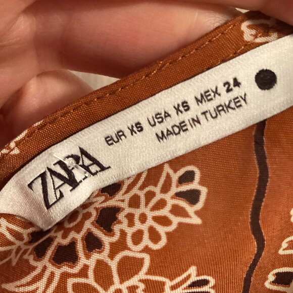 Zara Top - NWOT - Picture 5 of 8